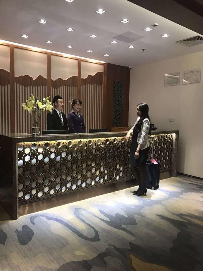 Huaqiang Novlion Hotel ฝอซาน ภายนอก รูปภาพ