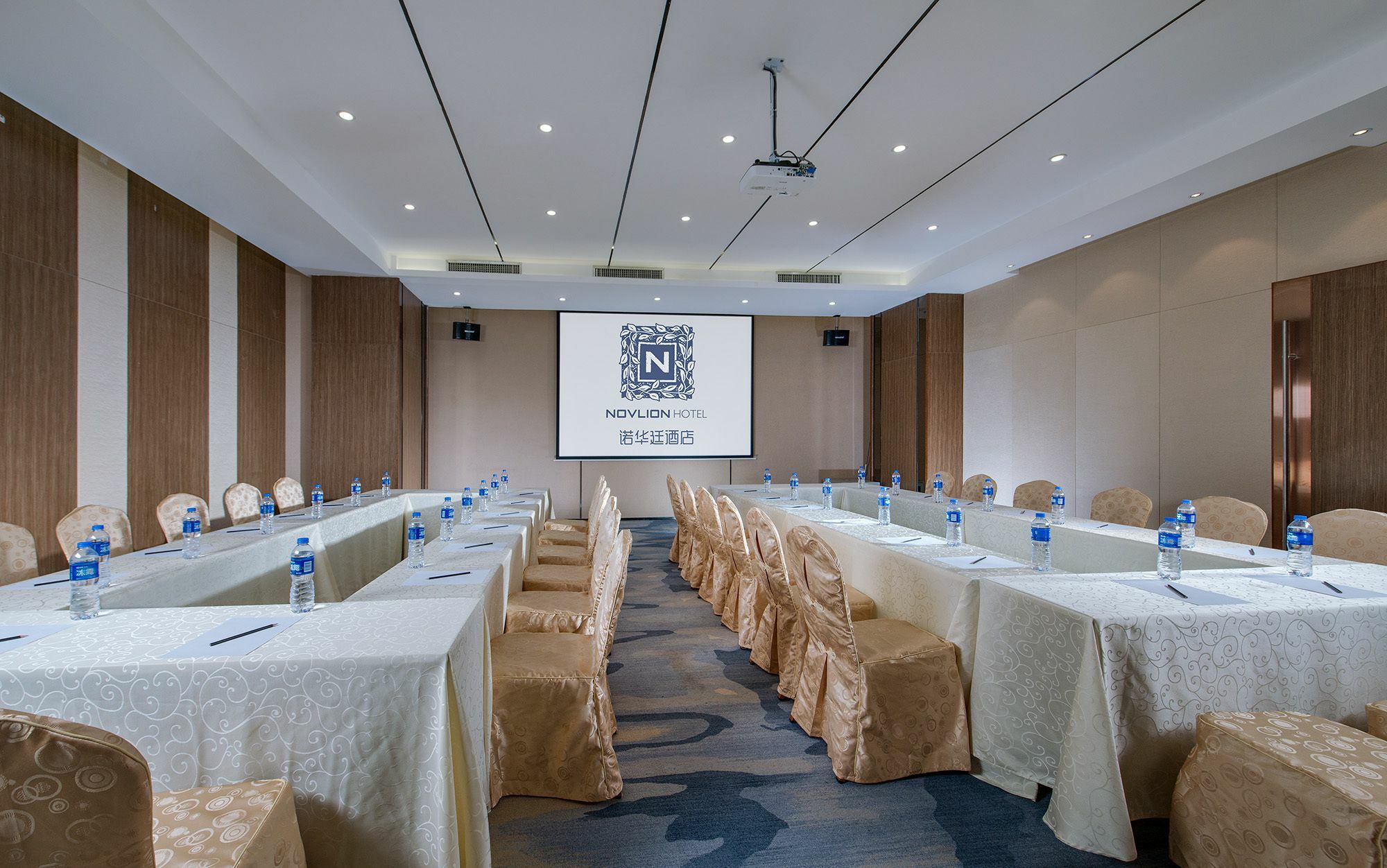 Huaqiang Novlion Hotel ฝอซาน ภายนอก รูปภาพ